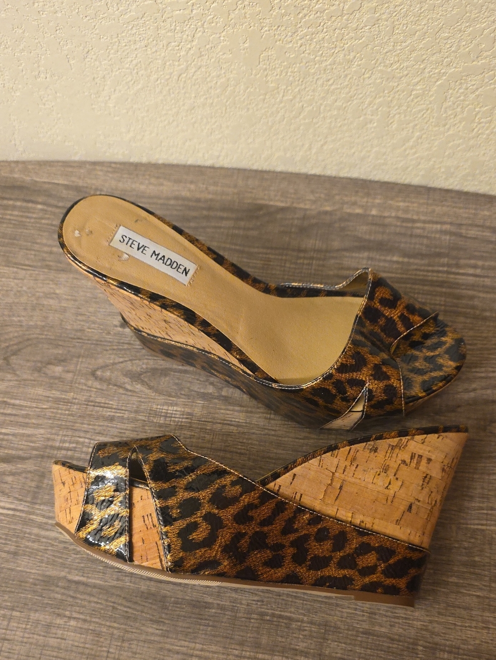 Steve Madden Leopard Print Cork Platform Wedge Sandals Size 9
